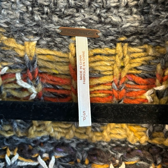 Free People  |  MASCOT Cardigan Tiger Sweater  |  Sz Small - Picture 7 of 10